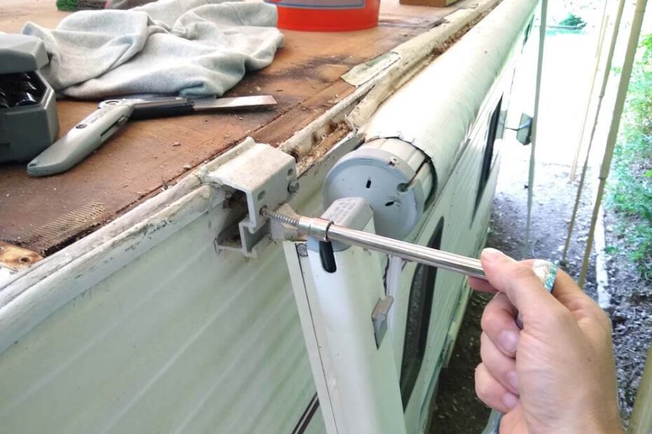 RV Awning Repair